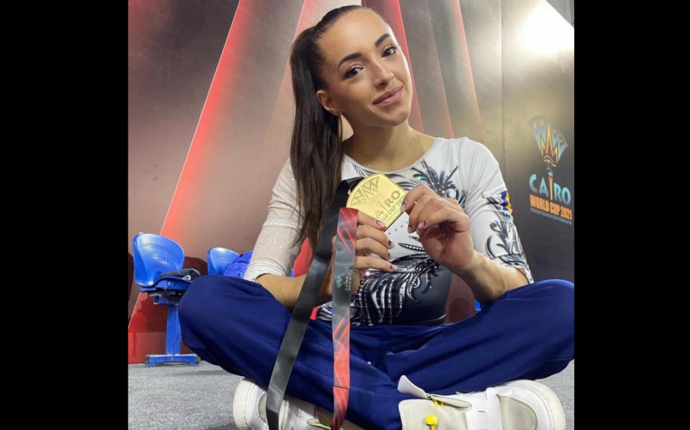 Larisa Iordache, în doliu. Mama ei a murit: „Sufletul să îţi fie liniştit, mami!” - Imaginea 4