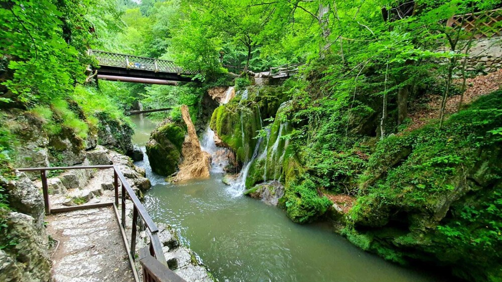 Cascada Bigăr s-a prăbuşit. Era cel mai vizitat loc din județul Caraș-Severin. VIDEO - Imaginea 2