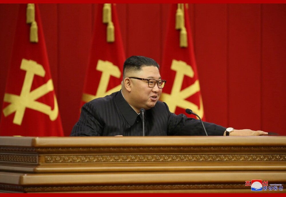 Cum arată acum Kim Jong Un. Presă: Nord-coreenii sunt „devastați” de starea dictatorului - Imaginea 5