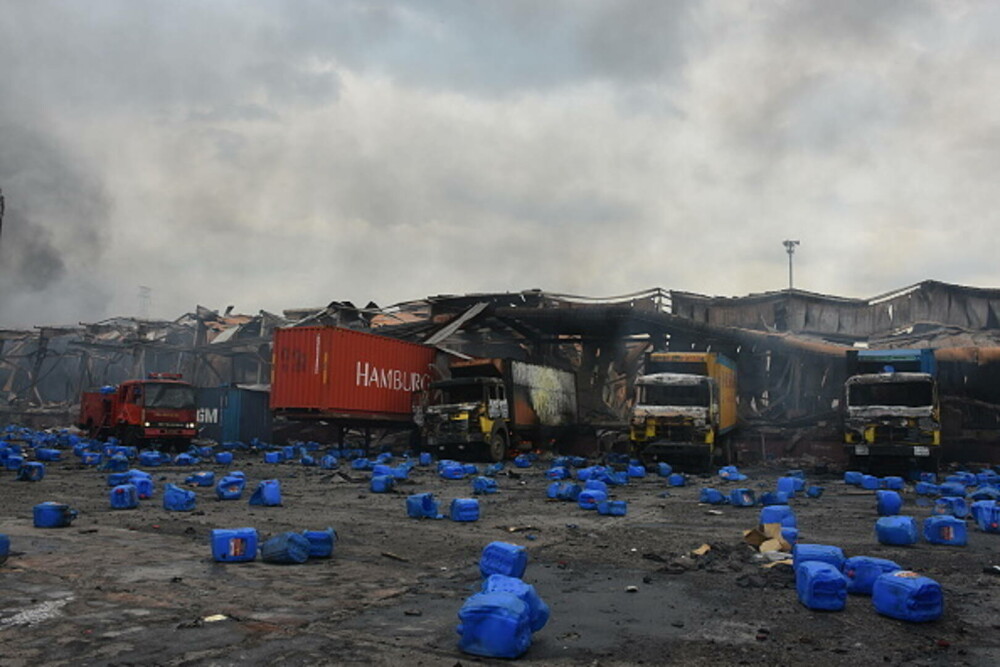 Incendiu de proporţii la un depozit de containere din Bangladesh. Cel puţin 49 de oameni au murit - Imaginea 7