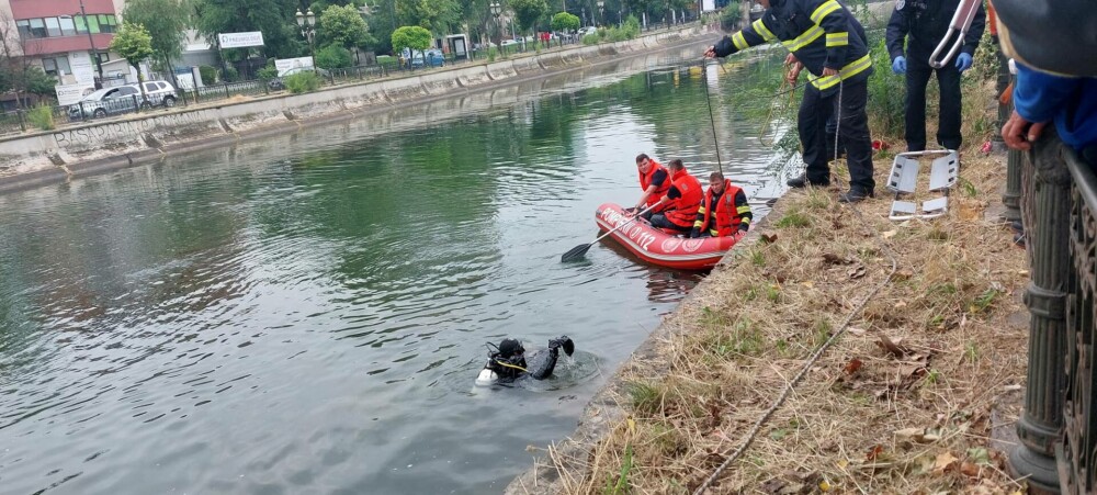 Un bărbat a murit după ce a căzut în râul Dâmbovița. Ce spune femeia care a sunat la 112 - Imaginea 4
