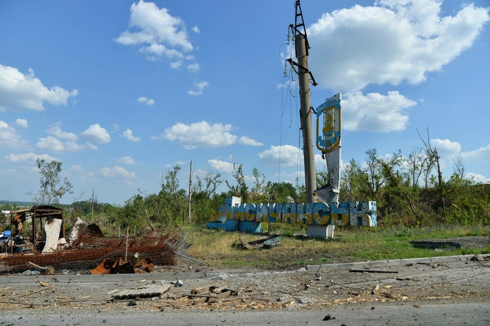 Imagini dramatice. Cum arată cea mai fierbinte zonă a războiului din Ucraina GALERIE FOTO - Imaginea 3