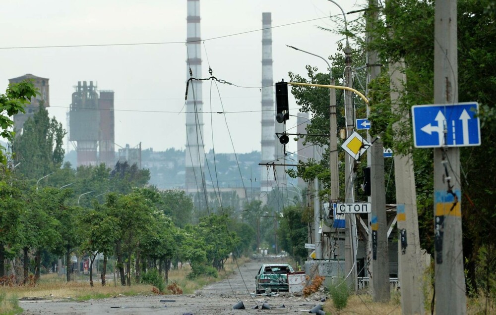 Imagini dramatice. Cum arată cea mai fierbinte zonă a războiului din Ucraina GALERIE FOTO - Imaginea 7