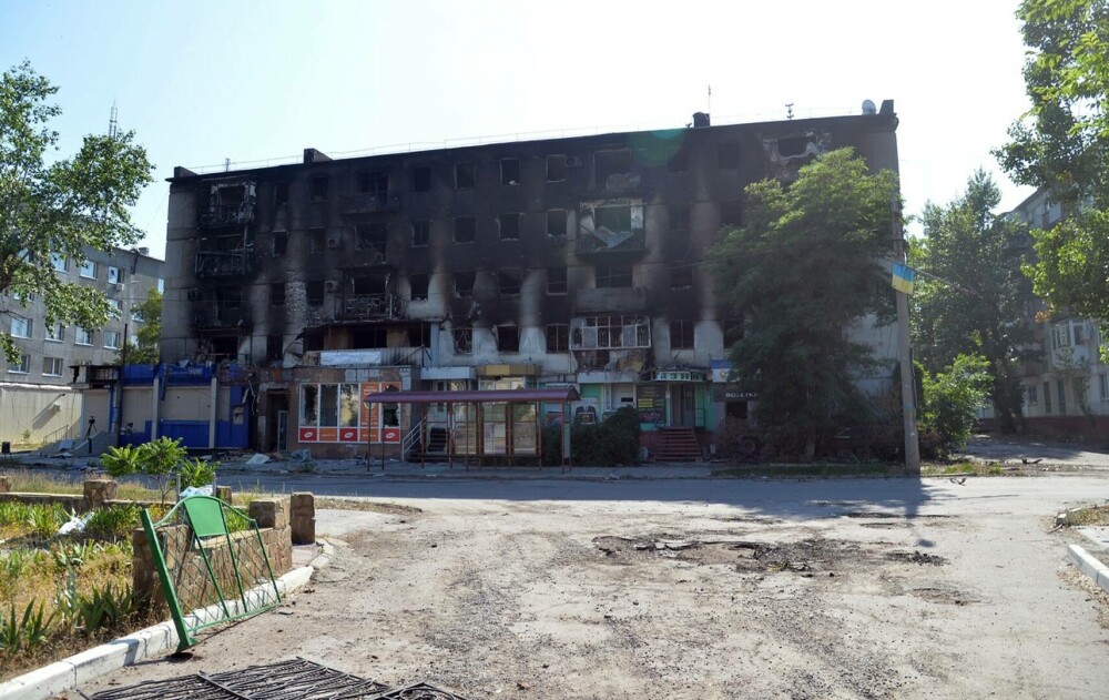 Imagini dramatice. Cum arată cea mai fierbinte zonă a războiului din Ucraina GALERIE FOTO - Imaginea 10