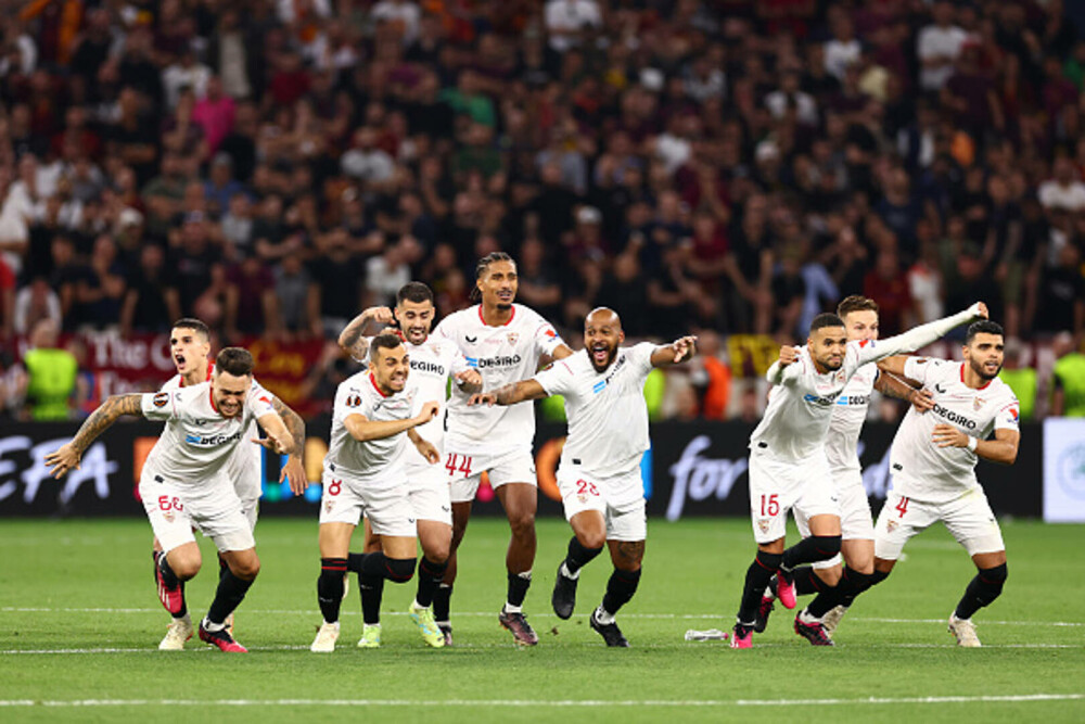 Sevilla a câștigat Europa League pentru a șaptea oară. A învins Roma lui Mourinho la penalty-uri. GALERIE FOTO - Imaginea 7