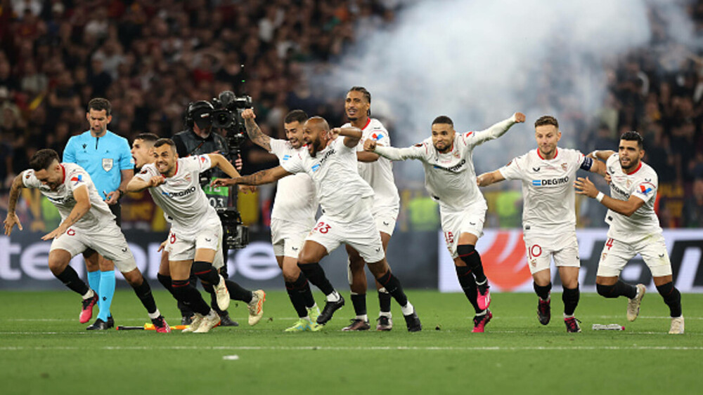 Sevilla a câștigat Europa League pentru a șaptea oară. A învins Roma lui Mourinho la penalty-uri. GALERIE FOTO - Imaginea 27