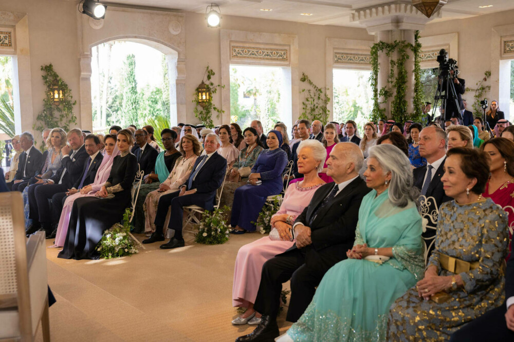 Nunta regală fastuoasă a prințului moștenitor Hussein bin Abdullah al Iordaniei. Imagini spectaculoase GALERIE FOTO - Imaginea 9