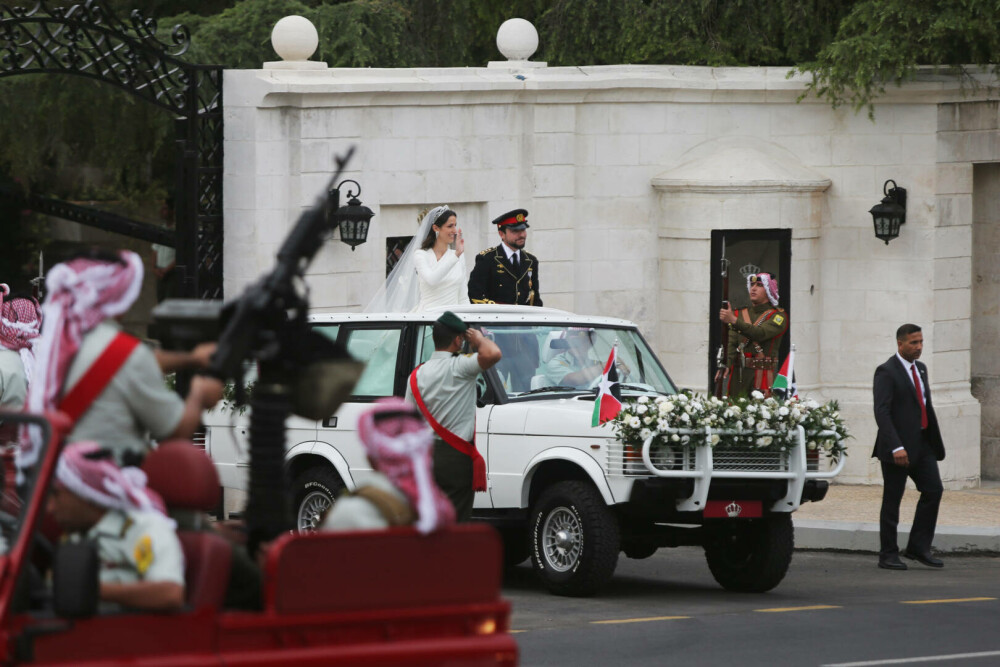 Nunta regală fastuoasă a prințului moștenitor Hussein bin Abdullah al Iordaniei. Imagini spectaculoase GALERIE FOTO - Imaginea 20