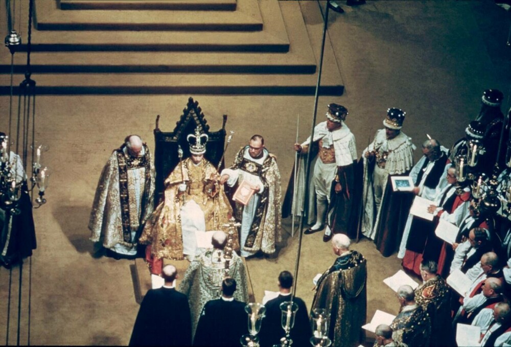 70 de ani de la încoronarea Reginei Elisabeta a II-a. Imagini de la momentul istoric | GALERIE FOTO - Imaginea 3
