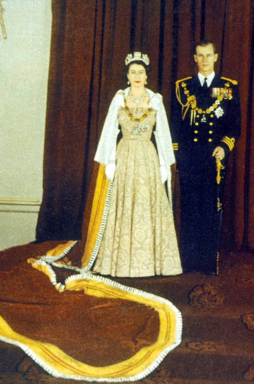 70 de ani de la încoronarea Reginei Elisabeta a II-a. Imagini de la momentul istoric | GALERIE FOTO - Imaginea 5