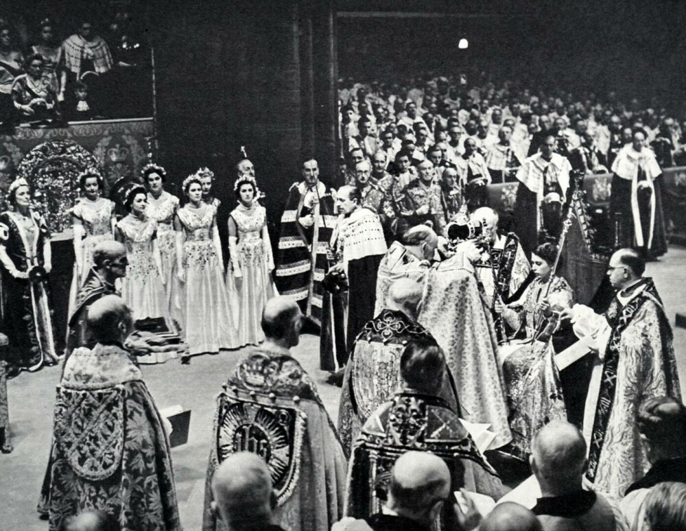 70 de ani de la încoronarea Reginei Elisabeta a II-a. Imagini de la momentul istoric | GALERIE FOTO - Imaginea 13