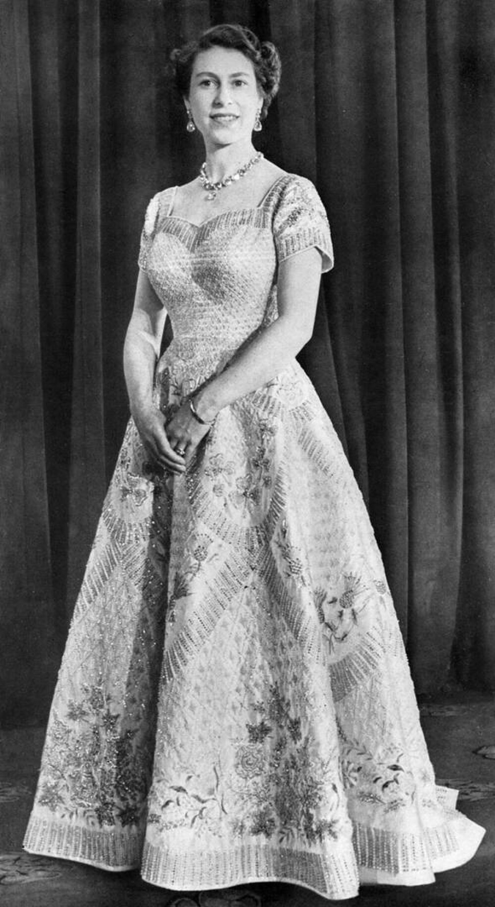 70 de ani de la încoronarea Reginei Elisabeta a II-a. Imagini de la momentul istoric | GALERIE FOTO - Imaginea 17