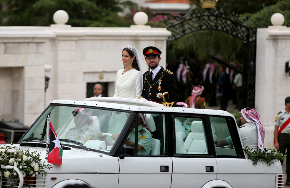 Cum s-a prezentat familia regală a României la nunta principelui moștenitor Hussein și a principesei Rajwa Al Hussein VIDEO - Imaginea 9
