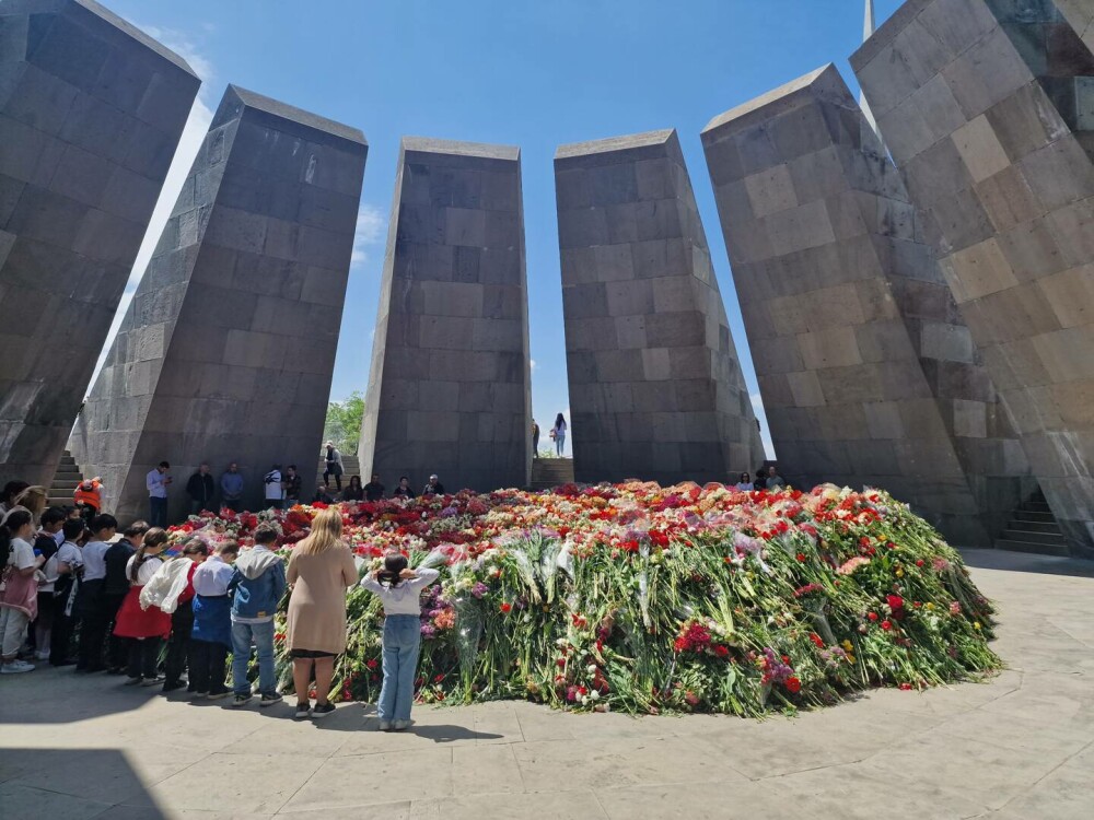 De la muncitor pe șantier, la “soldat” pe un platou de filmare. Aventura unui tânăr român în Armenia - Imaginea 8