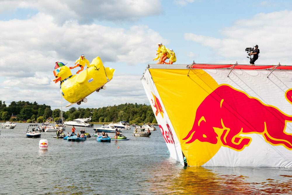 Red Bull Flugtag, competiția mașinăriilor zburătoare și a piloților neînfricați, vine în septembrie la București - Imaginea 6