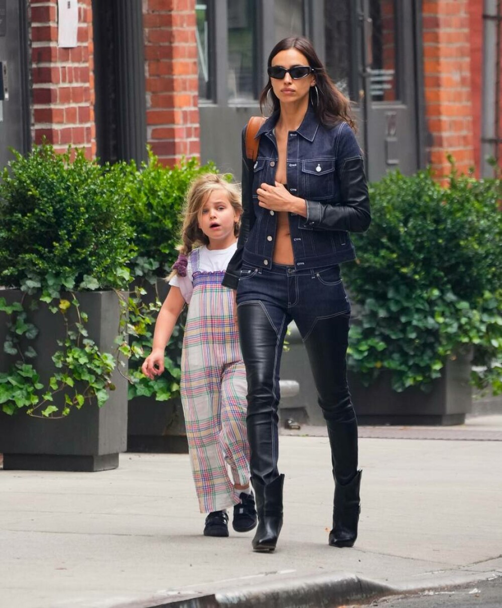 Irina Shayk, apariție sexy într-o zi normală. Cum s-a îmbrăcat modelul când a mers să-și ia fiica de la școală | GALERIE FOTO - Imaginea 1