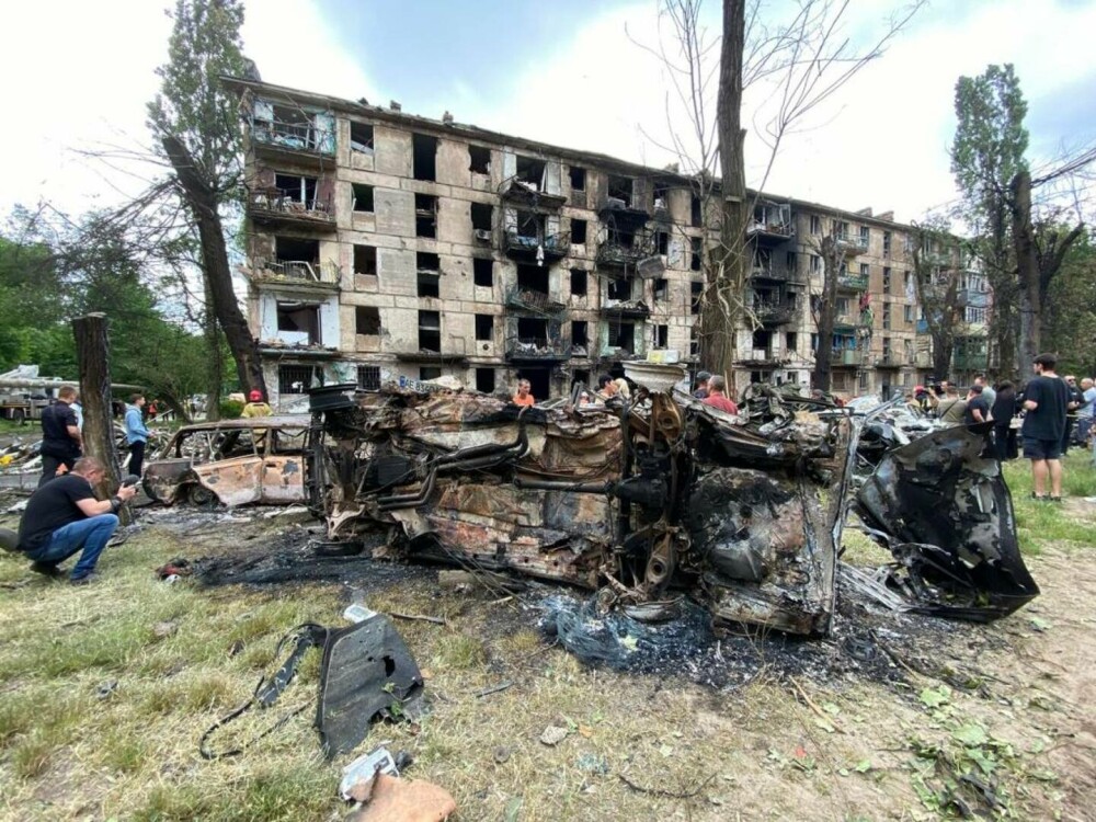 Rușii au luat cu asalt Krivoi Rog, orașul natal al lui Volodimir Zelenski. Cel puțin 10 persoane au fost ucise | FOTO & VIDEO - Imaginea 1