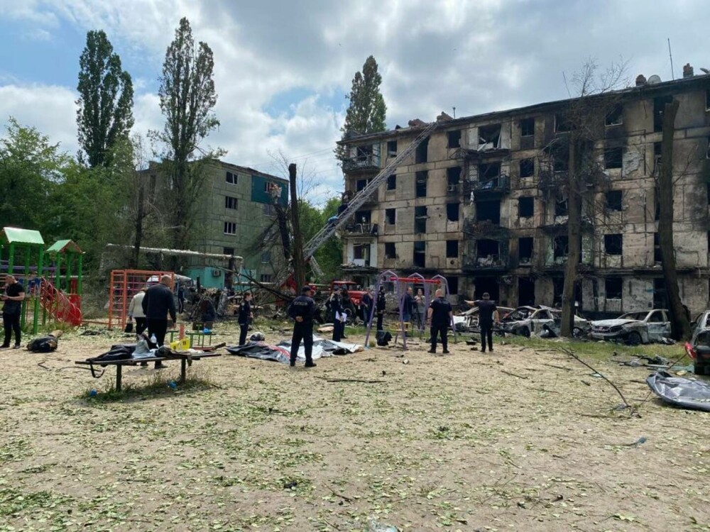 Rușii au luat cu asalt Krivoi Rog, orașul natal al lui Volodimir Zelenski. Cel puțin 10 persoane au fost ucise | FOTO & VIDEO - Imaginea 2