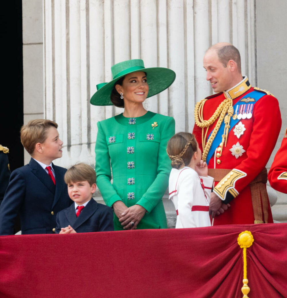 Cum a sărbătorit prințul William Ziua Tatălui. Imagini de colecție cu familia regală britanică | FOTO - Imaginea 5