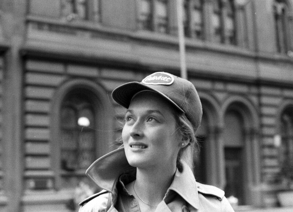 Meryl Streep împlinește 74 de ani. Imagini de colecție din tinerețea actriței. Cum arăta vedeta la începutul carierei | FOTO - Imaginea 13