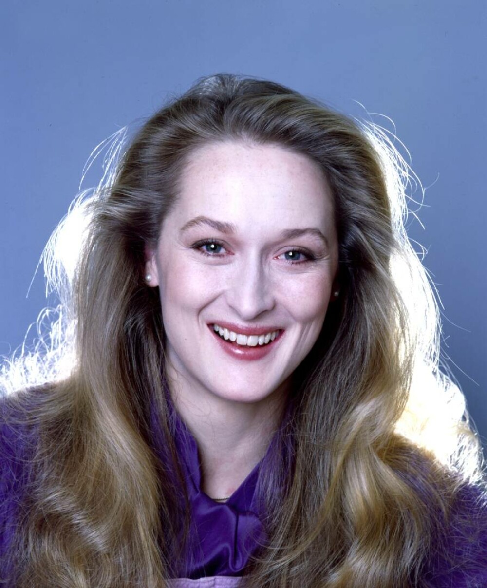 Meryl Streep împlinește 74 de ani. Imagini de colecție din tinerețea actriței. Cum arăta vedeta la începutul carierei | FOTO - Imaginea 17