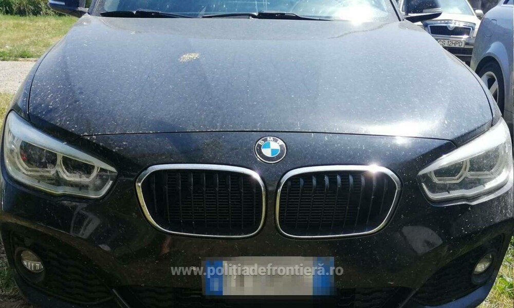 BMW de peste 21.000 de euro, furat din Italia, găsit în Huşi. Ce le-a spus șoferul polițiștilor - Imaginea 1