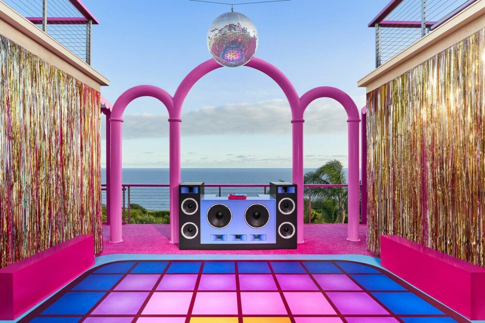 Casa Barbie în mărime naturală a fost scoasă la închiriat. Reședința se află la malul mării | GALERIE FOTO - Imaginea 9