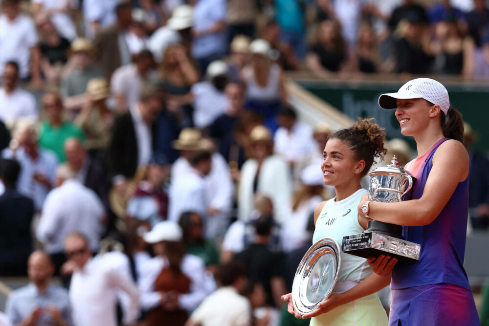 Iga Swiatek a câştigat pentru a treia oară consecutiv turneul de la Roland-Garros. GALERIE FOTO - Imaginea 4