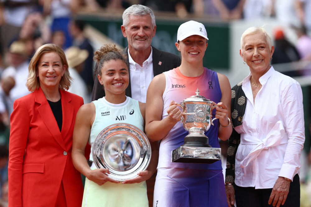 Iga Swiatek a câştigat pentru a treia oară consecutiv turneul de la Roland-Garros. GALERIE FOTO - Imaginea 6