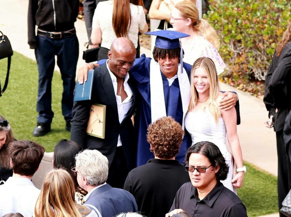 Cum a fost surprinsă Heidi Klum la festivitatea de absolvire a fiului ei. GALERIE FOTO - Imaginea 8