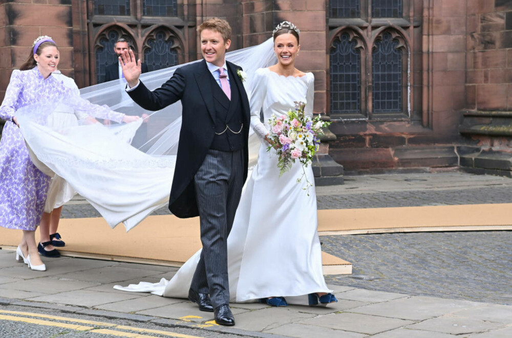 Imagini inedite de la nunta mondenă a anului. Ducele și ducesa de Westminster s-au căsătorit într-o ceremonie fastuoasă FOTO - Imaginea 27