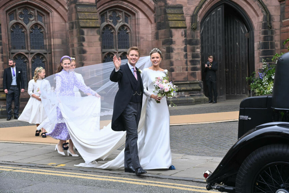 Imagini inedite de la nunta mondenă a anului. Ducele și ducesa de Westminster s-au căsătorit într-o ceremonie fastuoasă FOTO - Imaginea 30