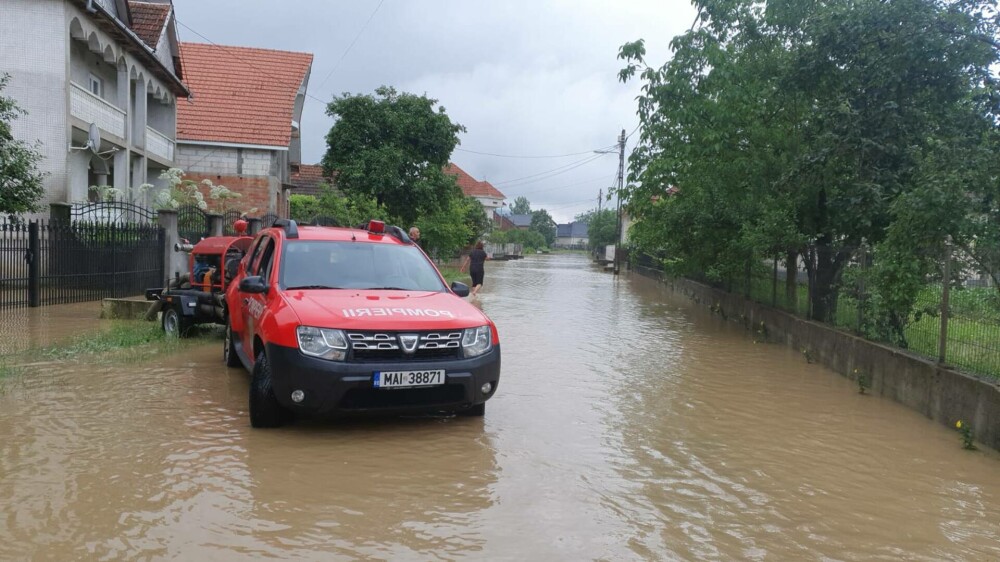 Inundaţii în România cauzate de ploile torențiale. Localitățile vizate de avertismentul de vreme rea - Imaginea 4
