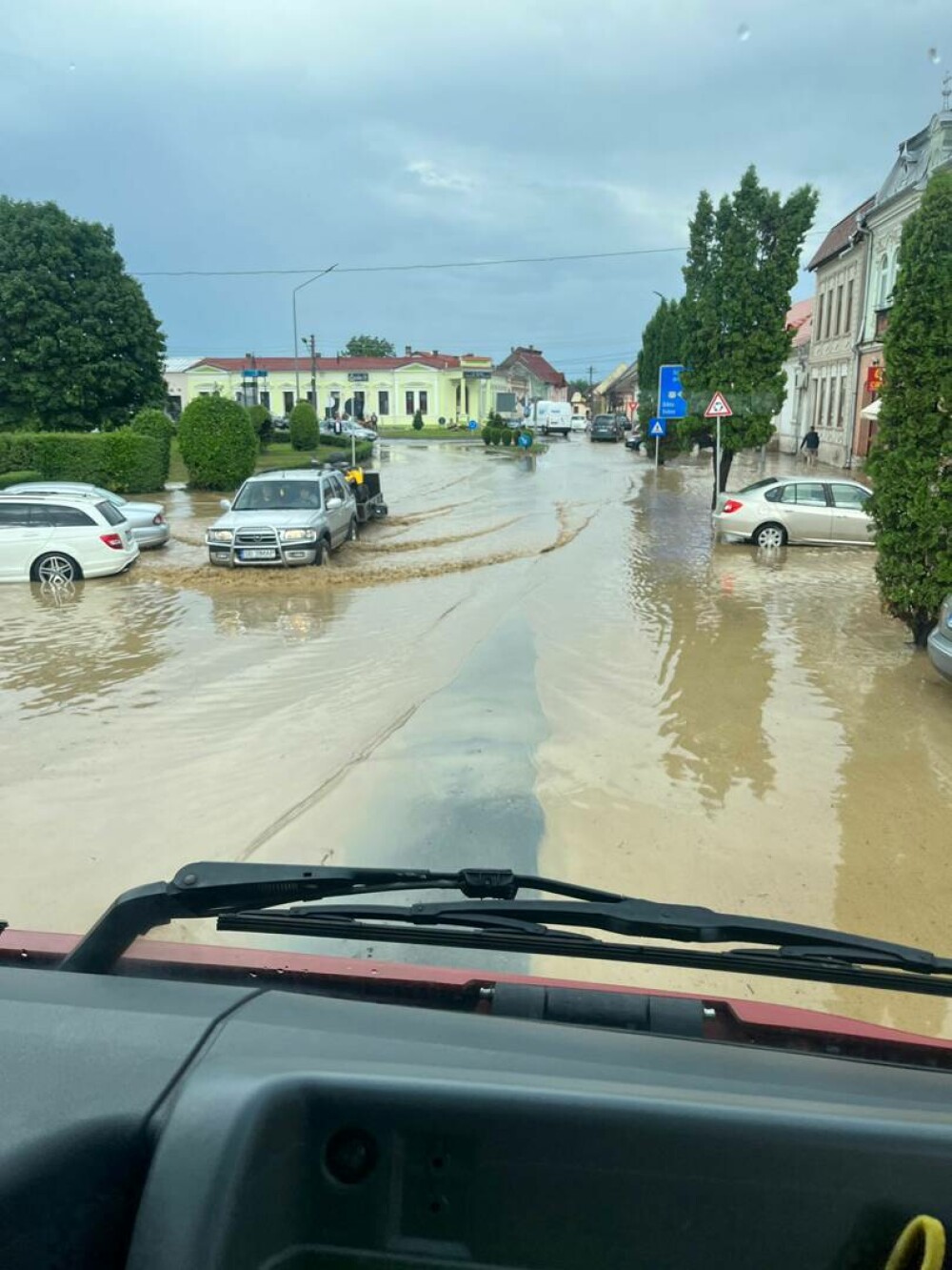 Inundaţii în România cauzate de ploile torențiale. Localitățile vizate de avertismentul de vreme rea - Imaginea 5