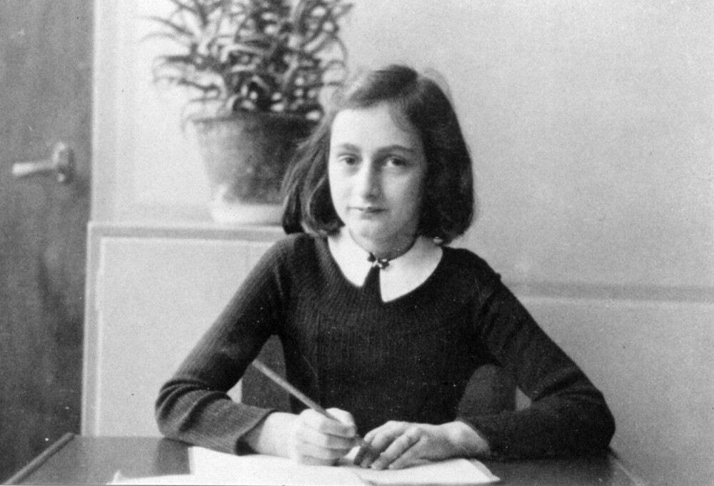 95 de ani de la nașterea lui Anne Frank. A murit cu doar câteva săptămâni înaintea eliberării lagărului Bergen-Belsen - Imaginea 6