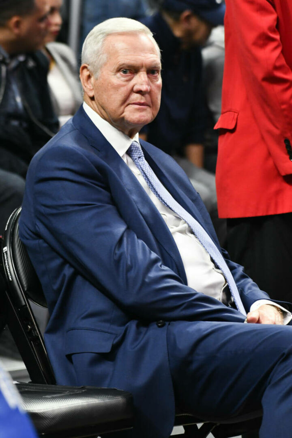 Bărbatul care apare în celebrul logo NBA a murit. Jerry West avea 86 de ani - Imaginea 11