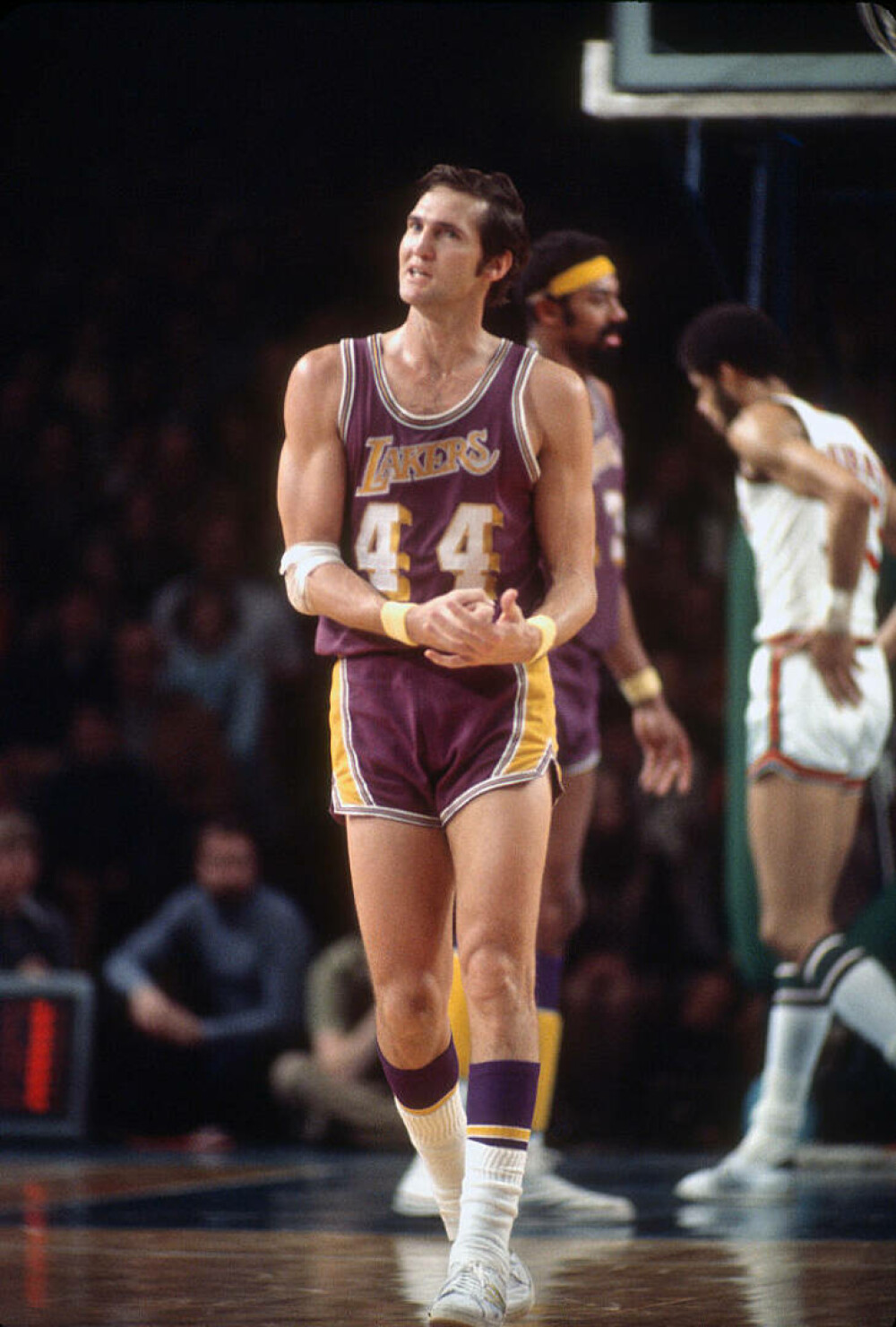 Bărbatul care apare în celebrul logo NBA a murit. Jerry West avea 86 de ani - Imaginea 16