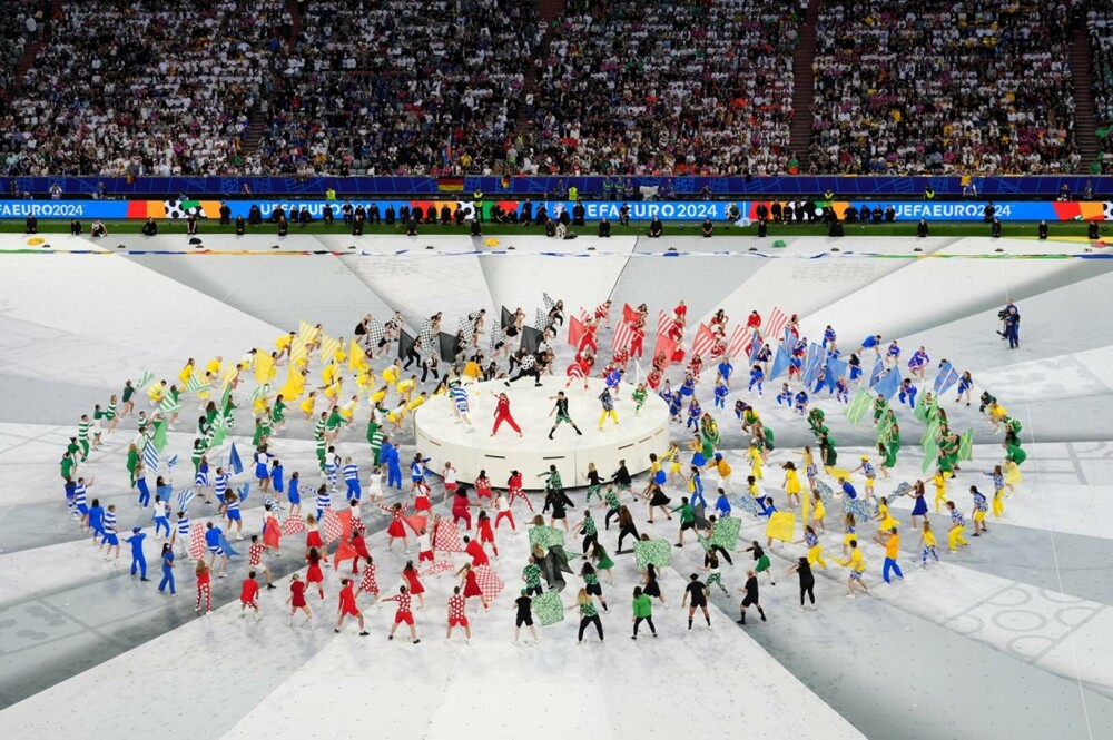 Ceremonia de deschidere a EURO 2024. Omagiu pentru Franz Beckenbauer. Imagini memorabile surprinse pe stadion - Imaginea 8