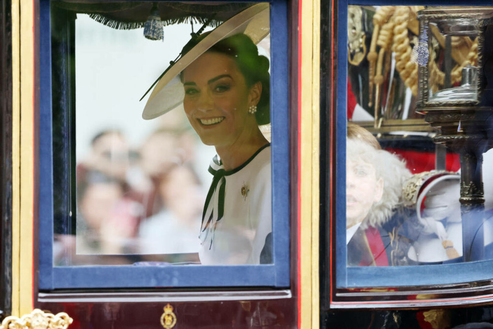 Kate, prima apariție publică oficială de când a anunțat că suferă de cancer. Unde a mers prințesa de Wales | GALERIE FOTO - Imaginea 8