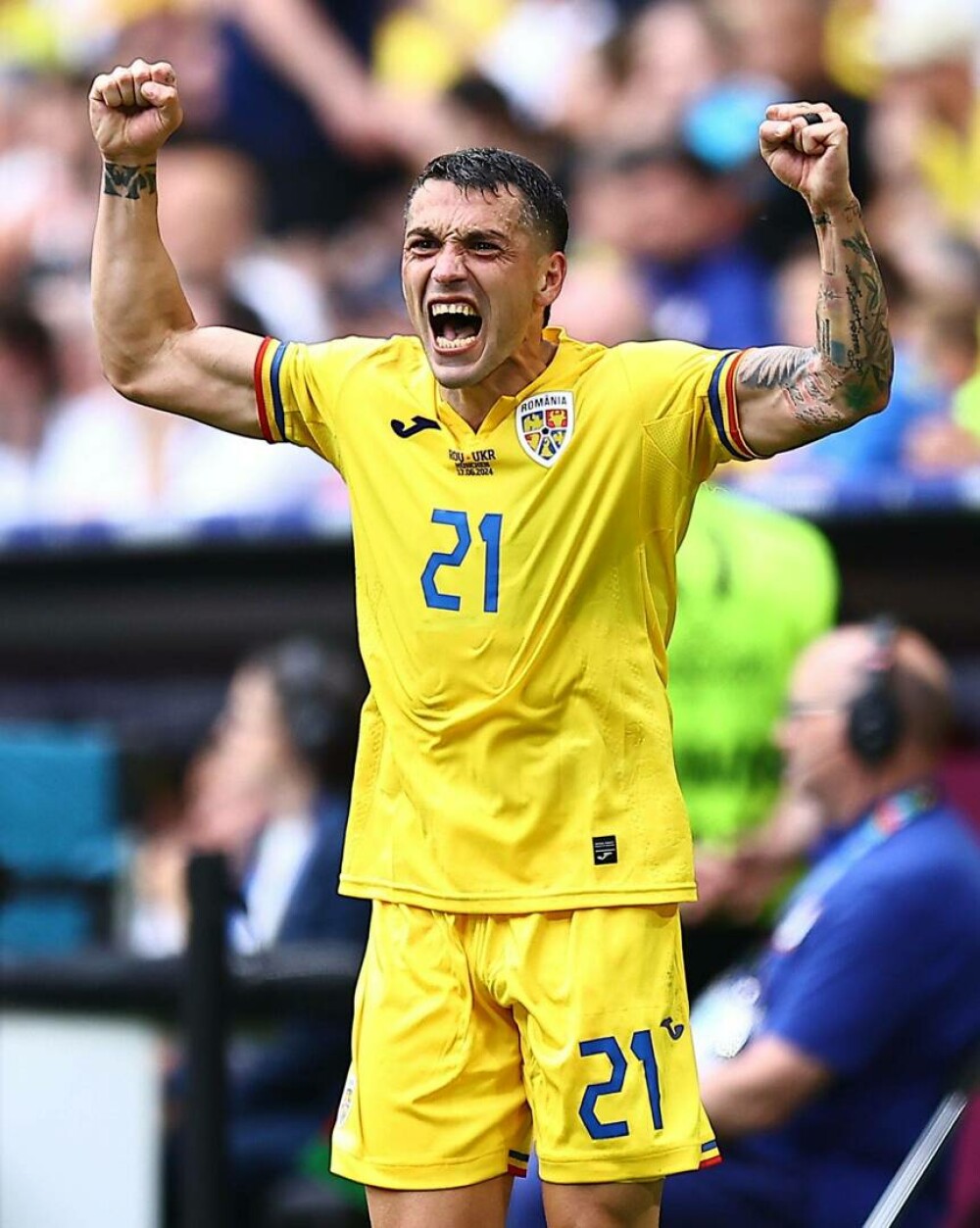 România - Ucraina 3-0, la EURO 2024. Imaginile bucuriei de la victoria ”Generației de Suflet” GALERIE FOTO - Imaginea 17
