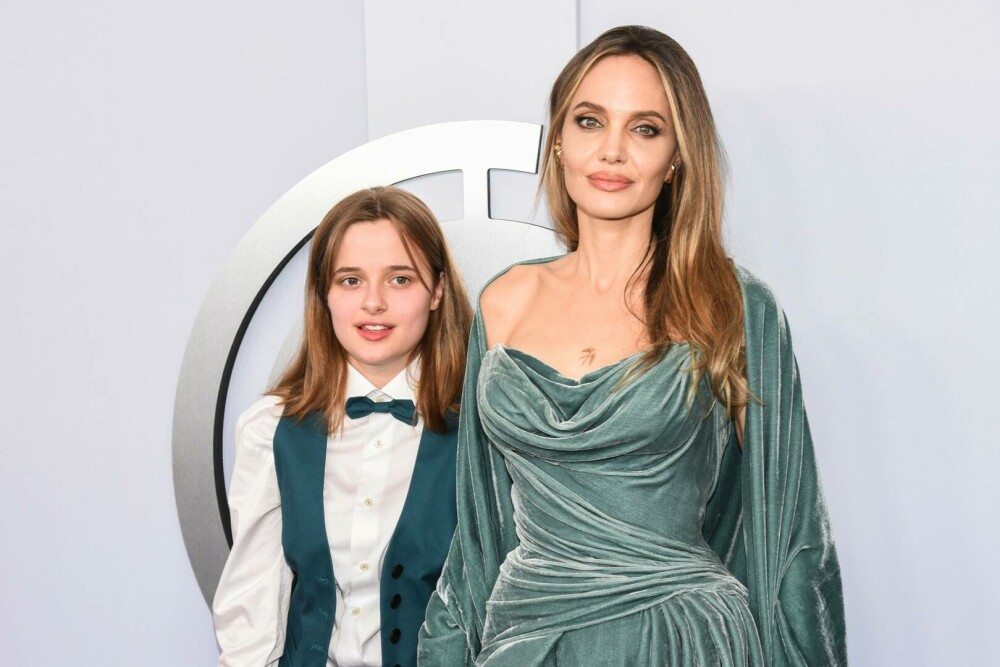 Angelina Jolie și fiica sa, Vivienne, au câștigat primele lor premii Tony. Ce ținute au purtat. GALERIE FOTO - Imaginea 6
