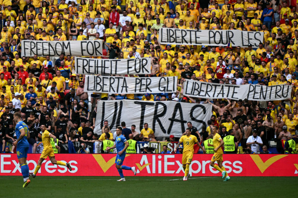 EURO 2024. Așa arată fericirea! Victoria României în fața Ucrainei în imagini. Edi Iordănescu a intrat în istorie | FOTO - Imaginea 20