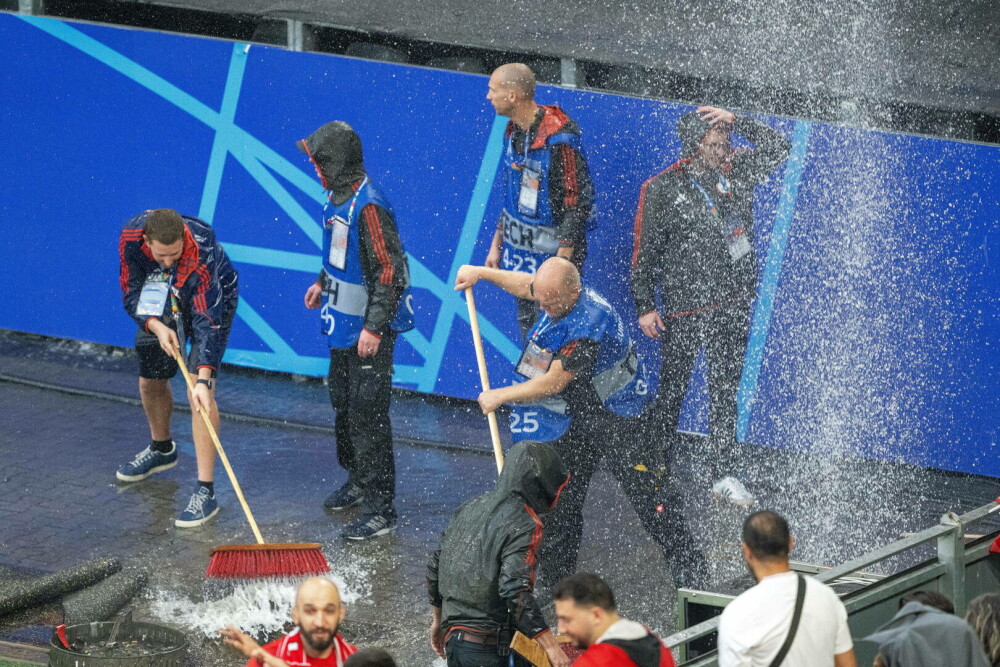 Euro-2024. Incidente între fani înainte de meciul Turcia - Georgia. La Dortmund a plouat torenţial. VIDEO - Imaginea 7