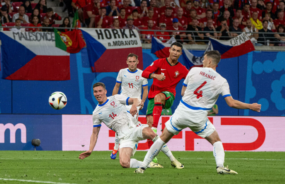 Portugalia - Cehia 2-1, în Grupa F de la EURO 2024. Portugalia câștigă cu un gol în prelungiri - Imaginea 17