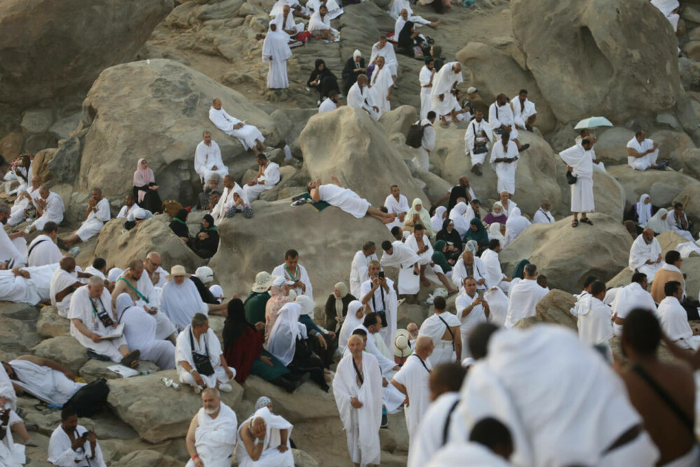 Peste 550 de pelerini au murit la pelerinajul de la Mecca. Temperaturile au ajuns la 51,8 grade Celsius | GALERIE FOTO - Imaginea 1