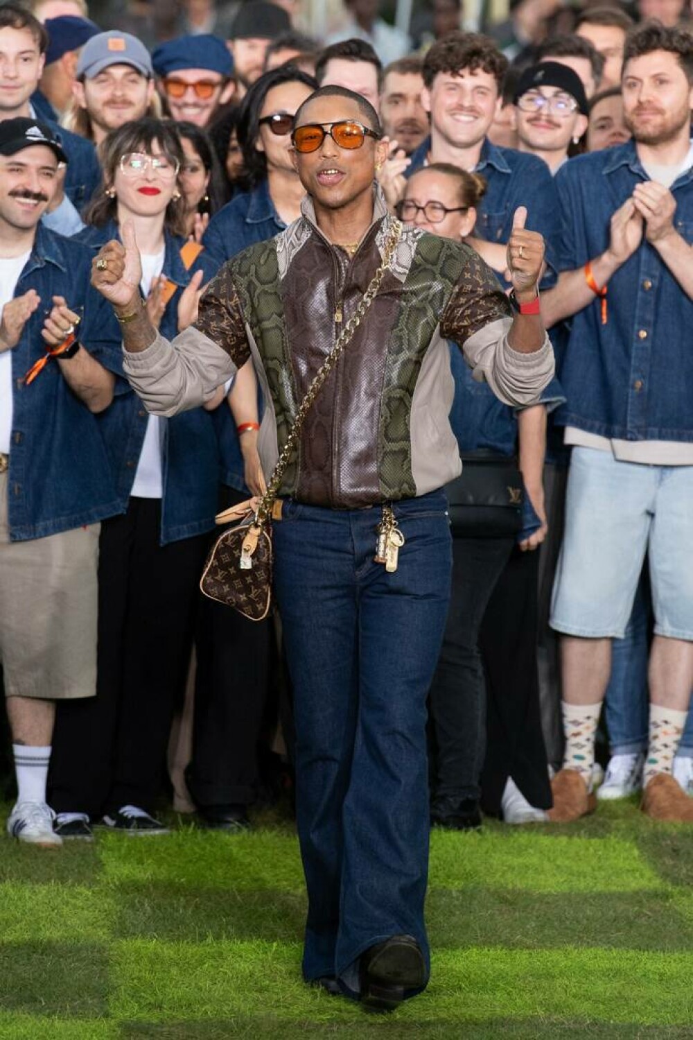 Pharrell Williams a dat startul Săptămânii Modei de la Paris cu o defilare Louis Vuitton la sediul UNESCO - Imaginea 5