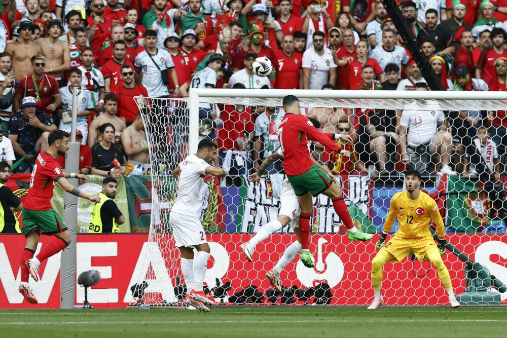 Turcia - Portugalia 0-3. Lusitanii lui Cristiano Ronaldo s-au calificat fără emoții în optimile EURO 2024 - Imaginea 8