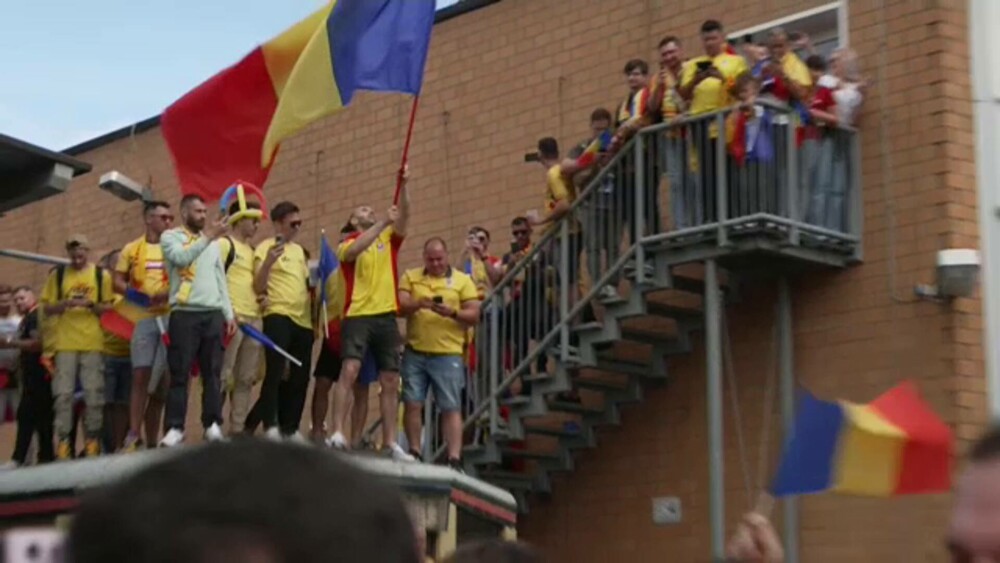 Belgia - România. Marșul suporterilor români din Koln. Zeci de mii de tricolori susțin naționala pe stadion GALERIE FOTO - Imaginea 3