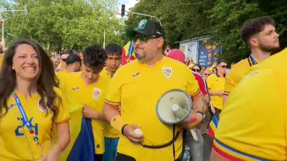 Belgia - România. Marșul suporterilor români din Koln. Zeci de mii de tricolori susțin naționala pe stadion GALERIE FOTO - Imaginea 14