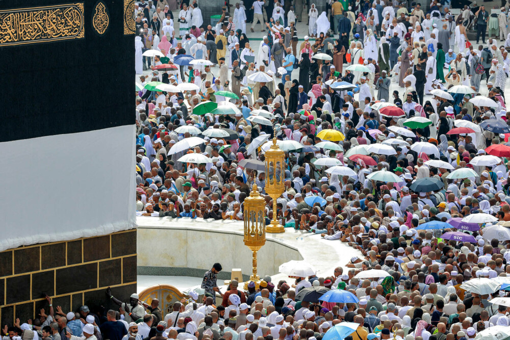 Cel puţin 1.300 de pelerini au murit la pelerinajul de la Mecca, în condiţii de căldură extremă. Au ieșit la iveală nereguli - Imaginea 2